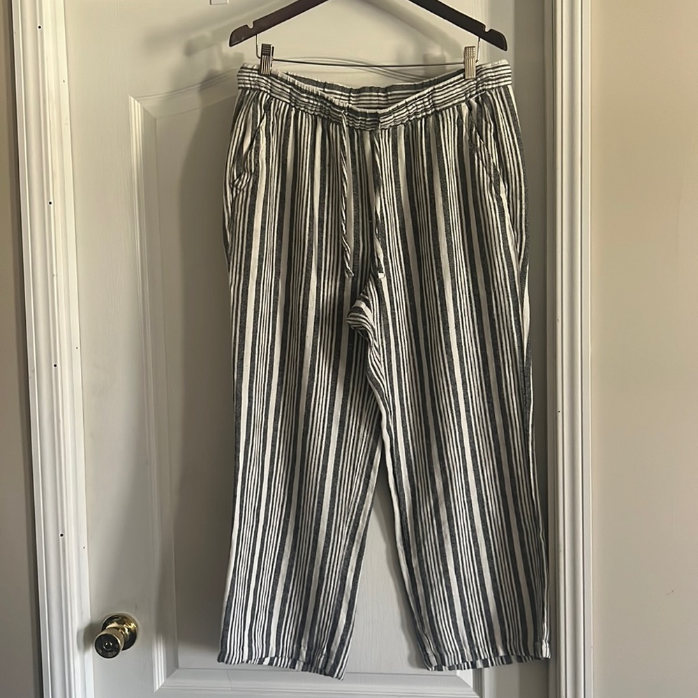 Old Navy linen pants